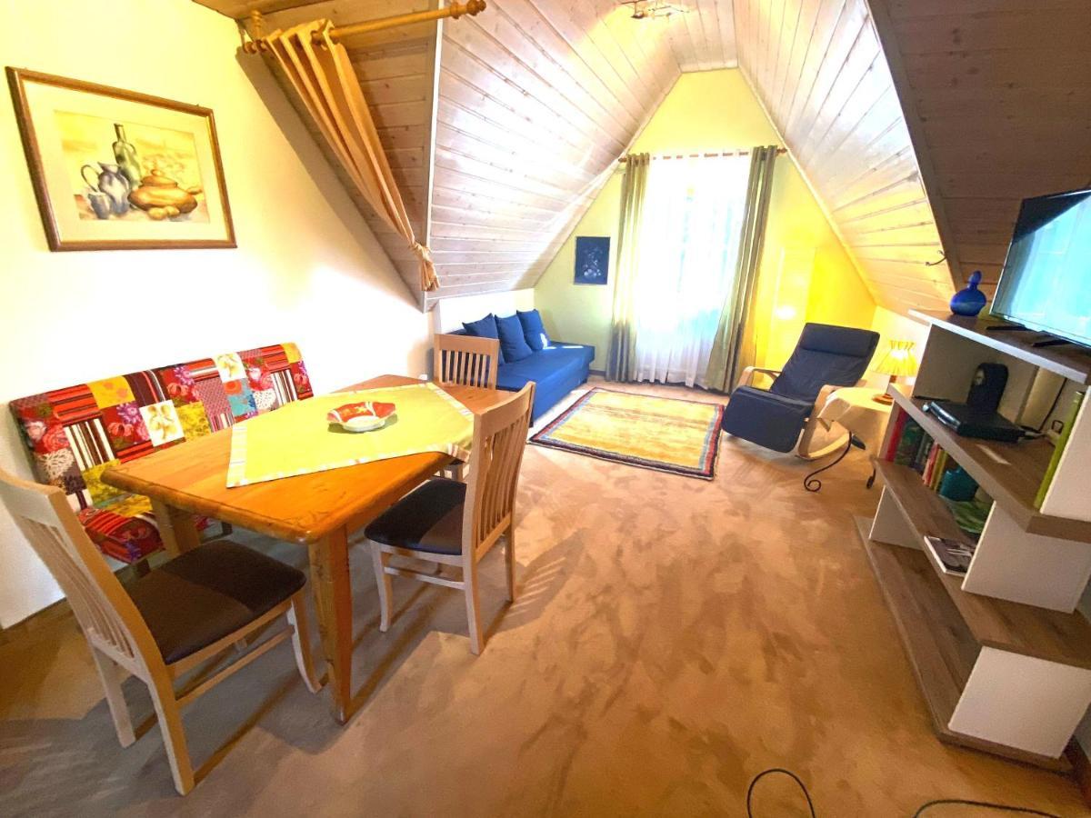 Apartment Sarah Оберасбах Екстер'єр фото